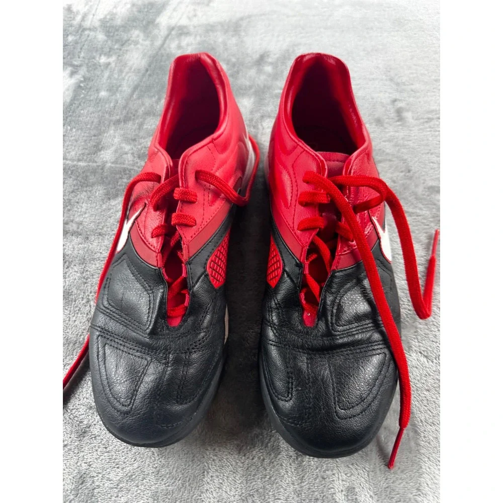 Nike CTR360 Libretto IC Indoor Soccer Shoes Mens 7 Black Red 366241-016